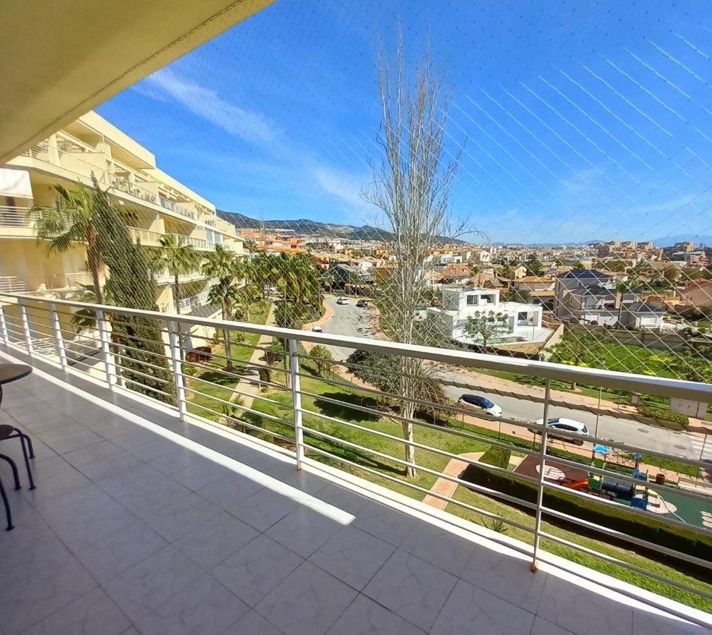 Amplio, Luminoso Y Moderno Apartamento Con Amplia Terraza Y Hermosas Vistas En Exclusiva Urbanizacion Benalmadena Luaran gambar