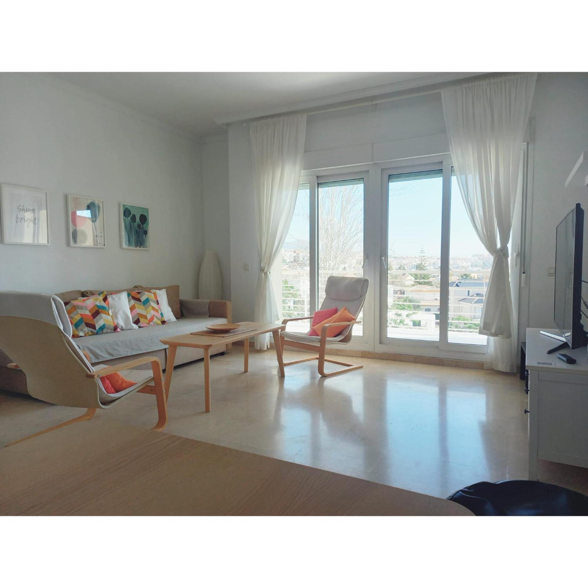 Amplio, Luminoso Y Moderno Apartamento Con Amplia Terraza Y Hermosas Vistas En Exclusiva Urbanizacion Benalmadena Luaran gambar