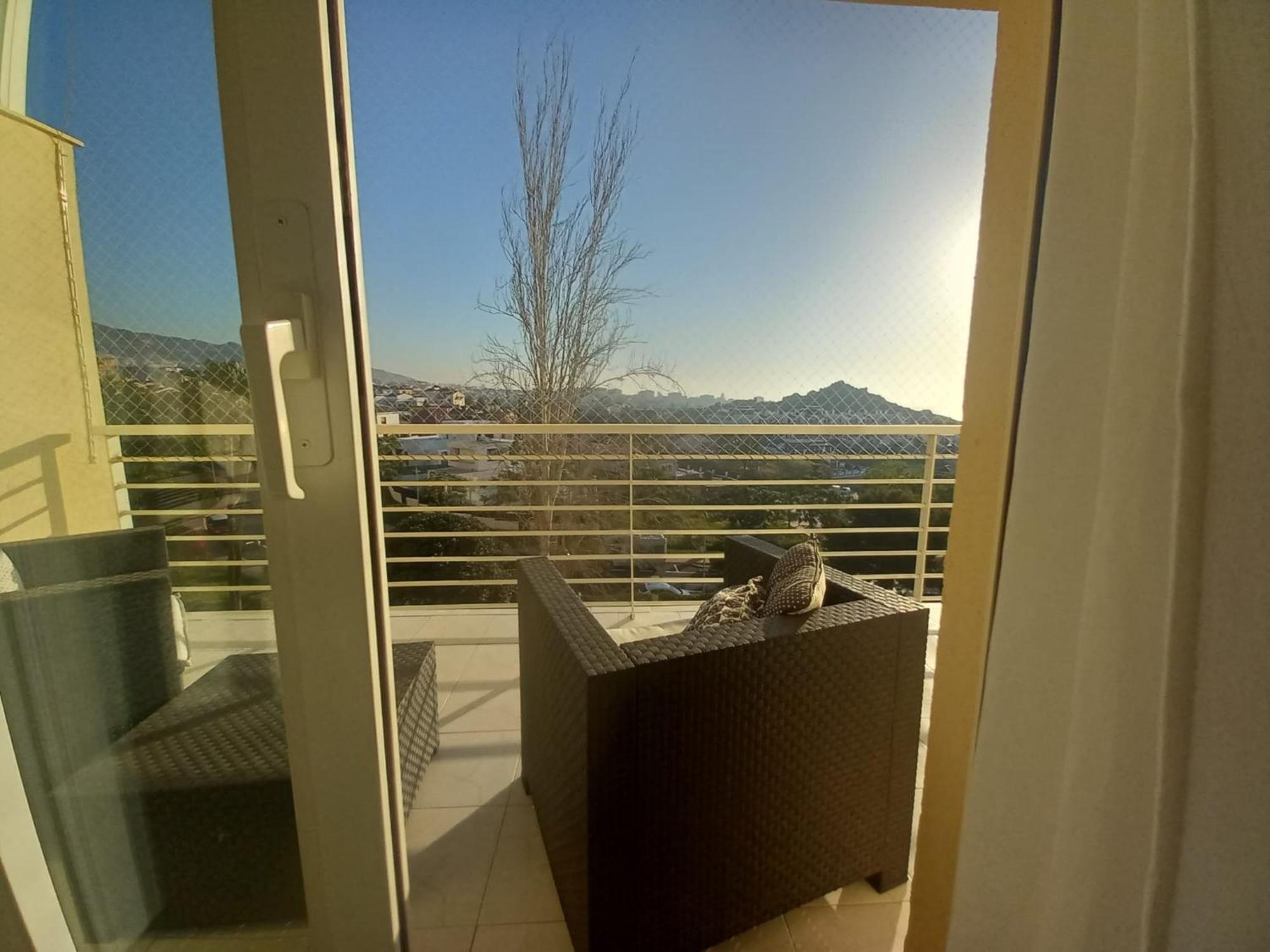 Amplio, Luminoso Y Moderno Apartamento Con Amplia Terraza Y Hermosas Vistas En Exclusiva Urbanizacion Benalmadena Luaran gambar